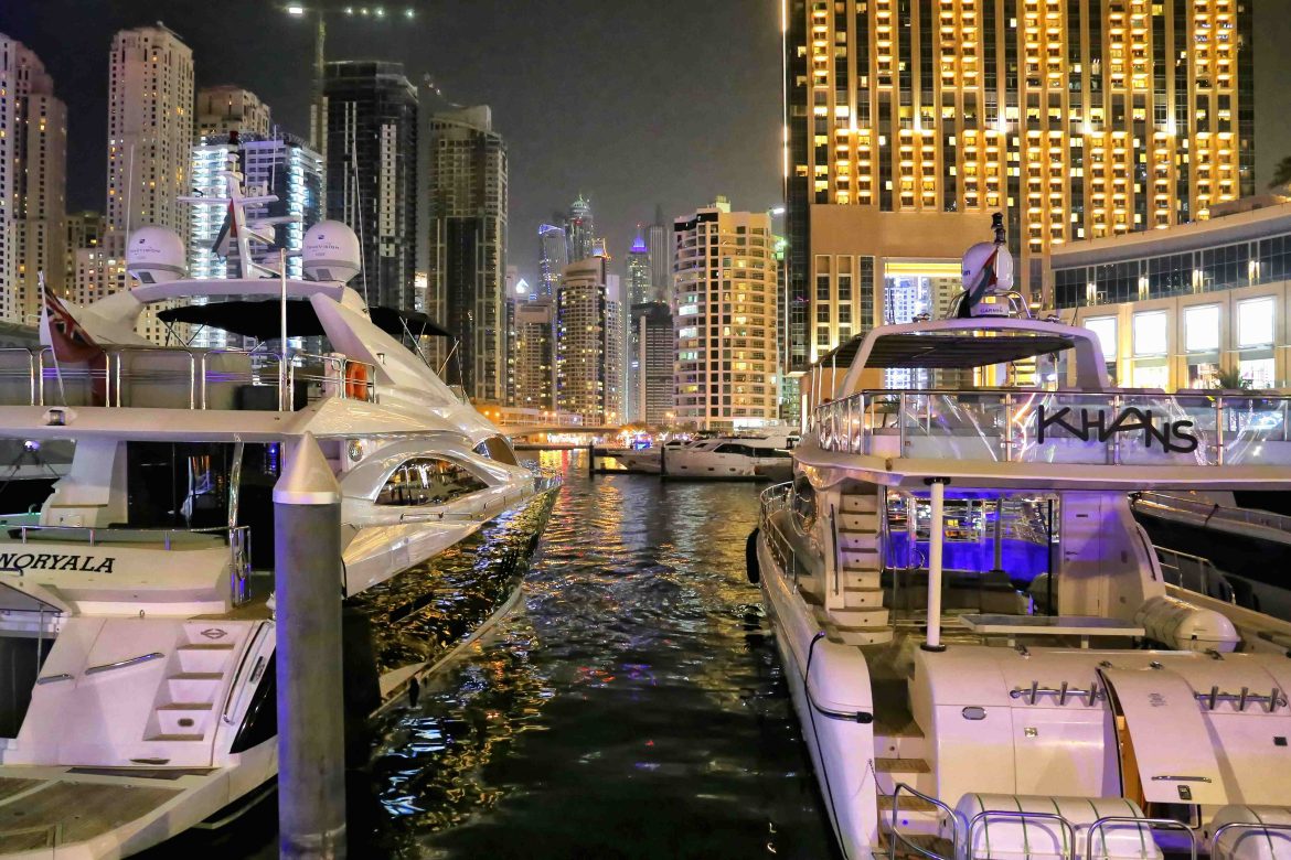 A Smart Traveler’s Guide to Understanding Yacht Rental Dubai Prices A Smart Traveler’s Guide to Understanding Yacht Rental Dubai Prices