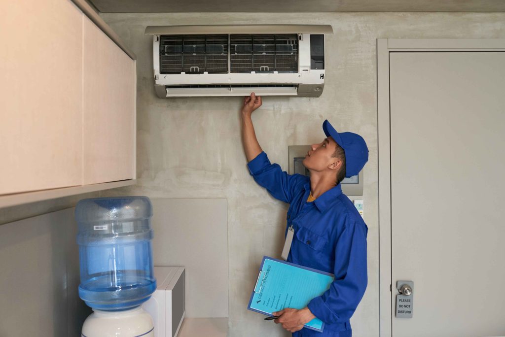 Spot The Signs You Need AC Cleaning Dubai