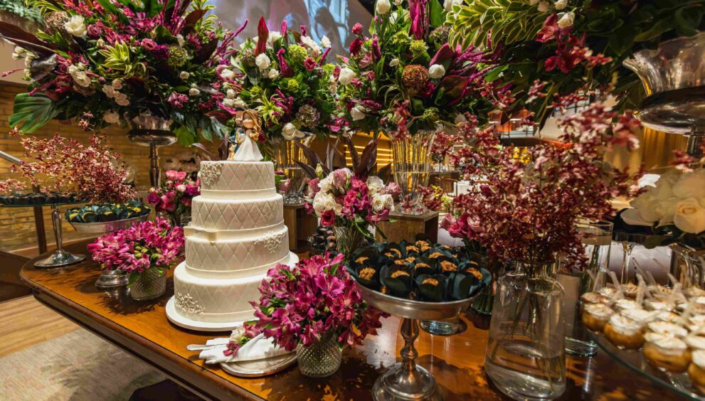 Luxury Designs & Unique Flavors for Memorable Celebrations