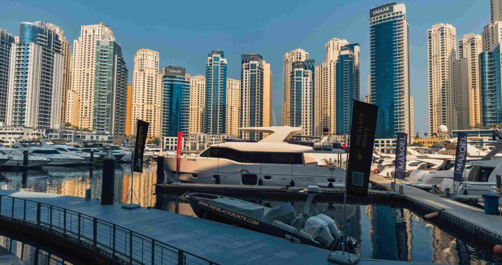 A Smart Traveler’s Guide to Understanding Yacht Rental Dubai Prices